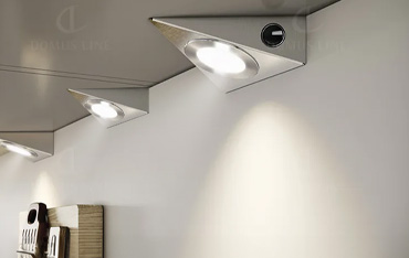 small domus line.jpg4